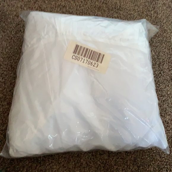 David’s Bridal Two-Tier Medium Fullness A-Line Slip Size 10 NWT - Picture 3 of 3